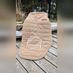 Canada Pooch Dog Coat Size 26 NWOT